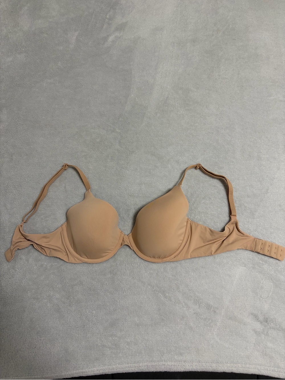 Victoria's Secret Smooth Nude T-Shirt Bra - Light Beige